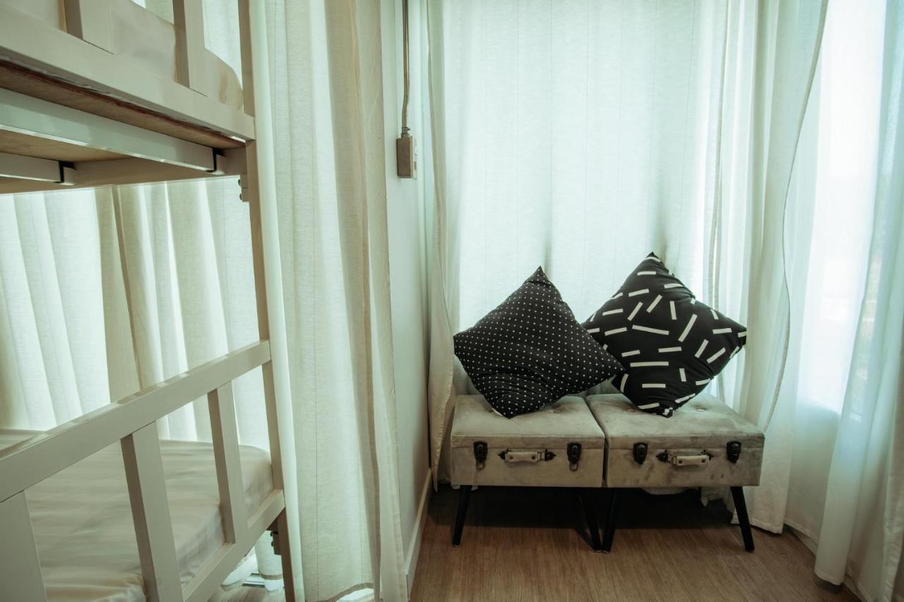 Bed and Breakfast Fashen Poshtel à Chiang Mai Extérieur photo