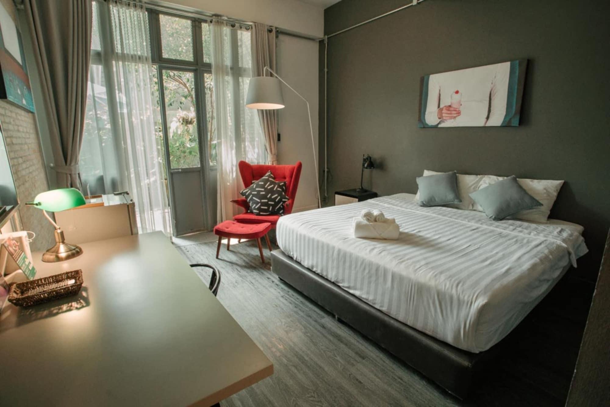 Bed and Breakfast Fashen Poshtel à Chiang Mai Extérieur photo
